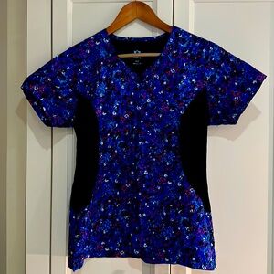 Maevyn Nursing Scrub top/uniform top